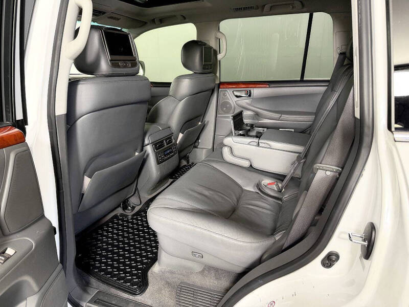 2009 Lexus LX 570