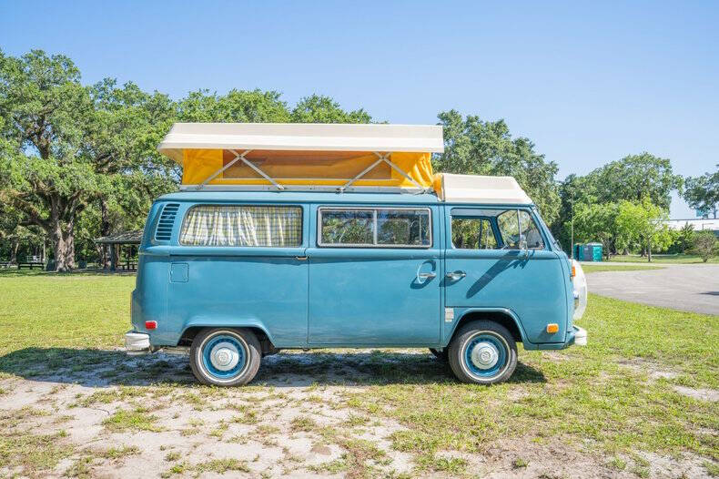 1973 Volkswagen Bus
