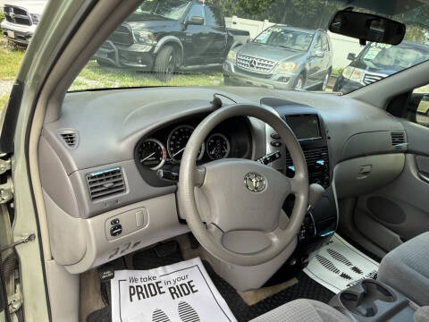 2007 Toyota Sienna CE 7-Passenger