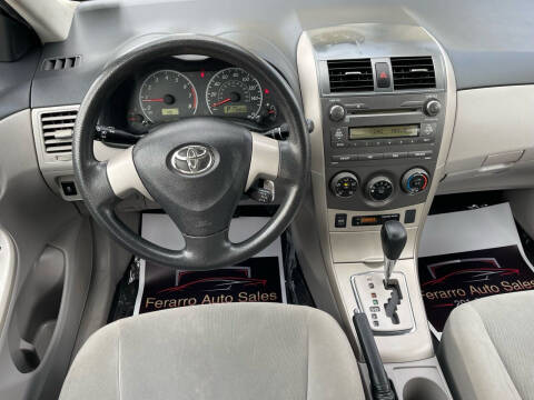 2011 Toyota Corolla LE