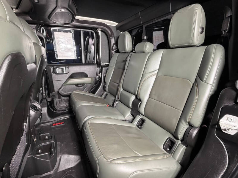 2024 Jeep Gladiator