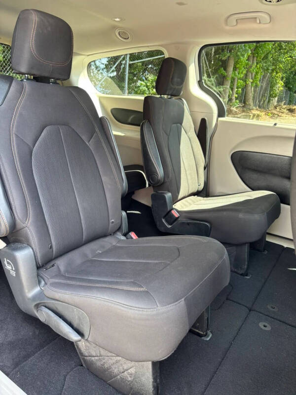 2018 Chrysler Pacifica Touring Plus
