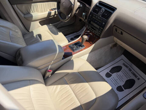 1996 Lexus LS 400