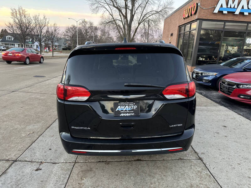 2017 Chrysler Pacifica Limited
