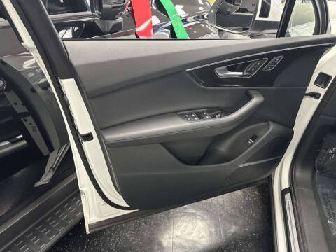 2024 Audi Q7 quattro Premium Plus 55 TFSI