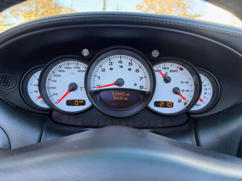 2004 Porsche 911 Carrera 4S