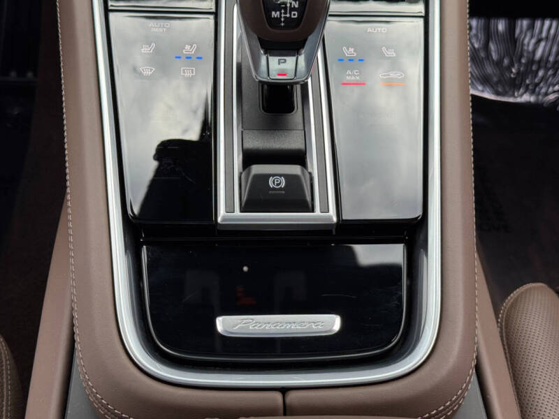 2023 Porsche Panamera 4S E-Hybrid