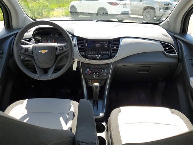 2022 Chevrolet Trax for sale at Bowman Auto Center in Clarkston, MI