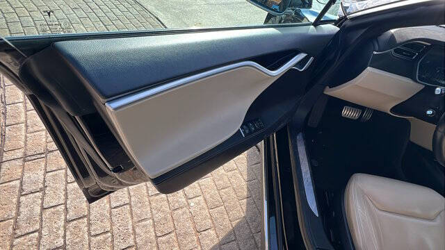 2014 Tesla Model S P85D