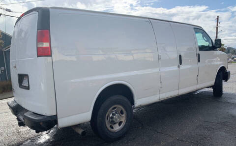 2016 Chevrolet Express 2500