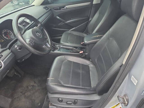 2015 Volkswagen Passat 1.8T Wolfsburg Edition