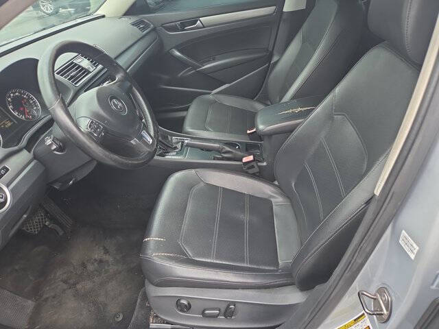 2015 Volkswagen Passat 1.8T Wolfsburg Edition