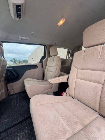 2015 Dodge Grand Caravan American Value Package