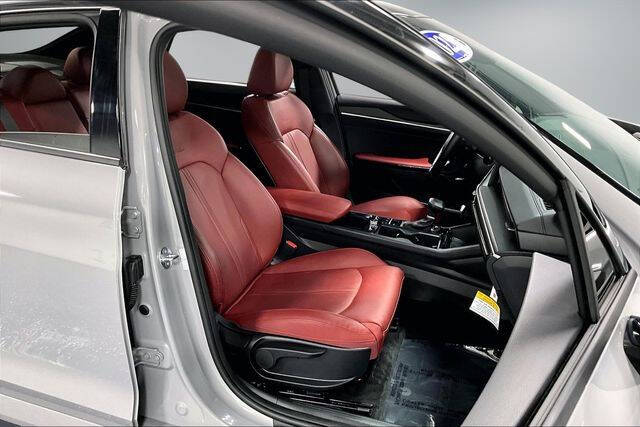 2025 Kia K5