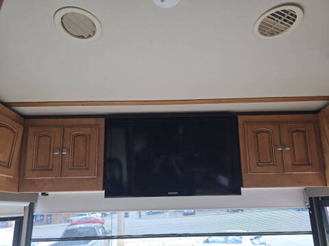 2013 Winnebago Journey