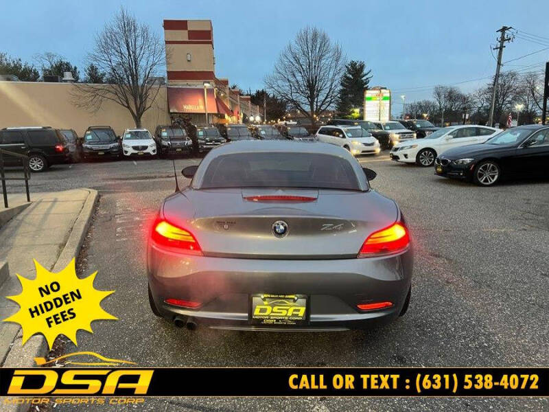 2011 BMW Z4 sDrive30i