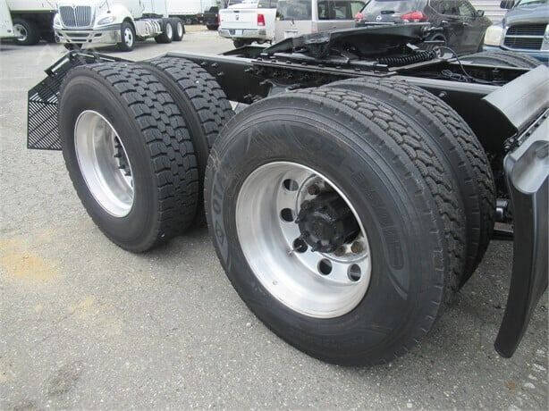 2014 Freightliner Cascadia