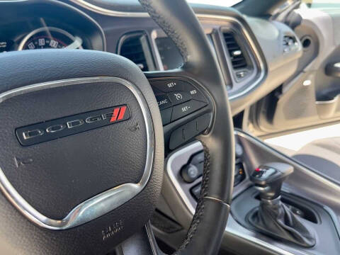 2016 Dodge Challenger SXT