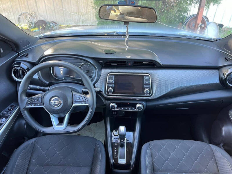 2018 Nissan Kicks SV