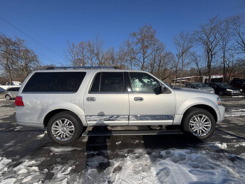2010 Lincoln Navigator L