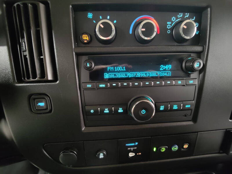2023 Chevrolet Express 2500
