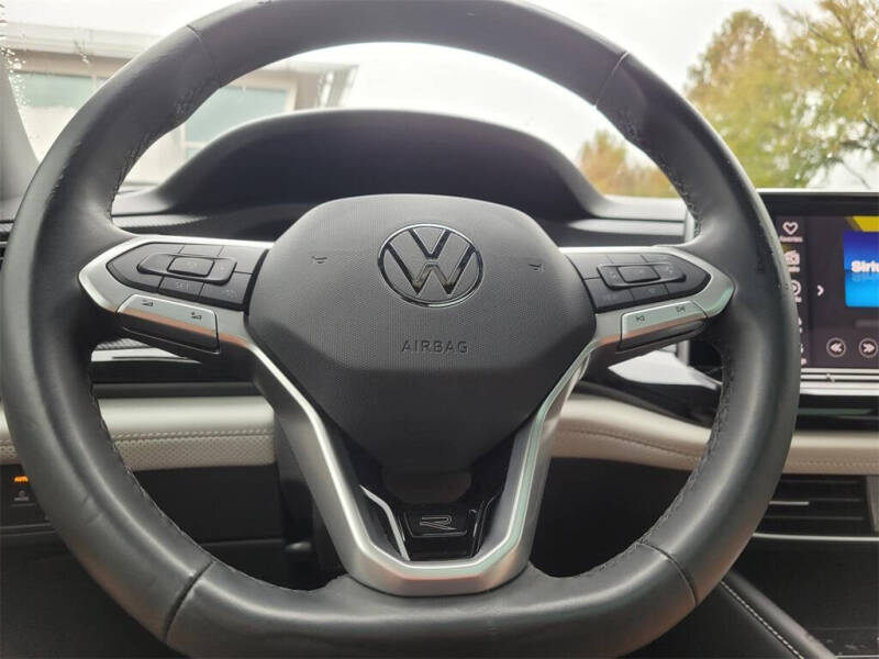 2025 Volkswagen Atlas Cross Sport SEL Premium R-Line 4Motion