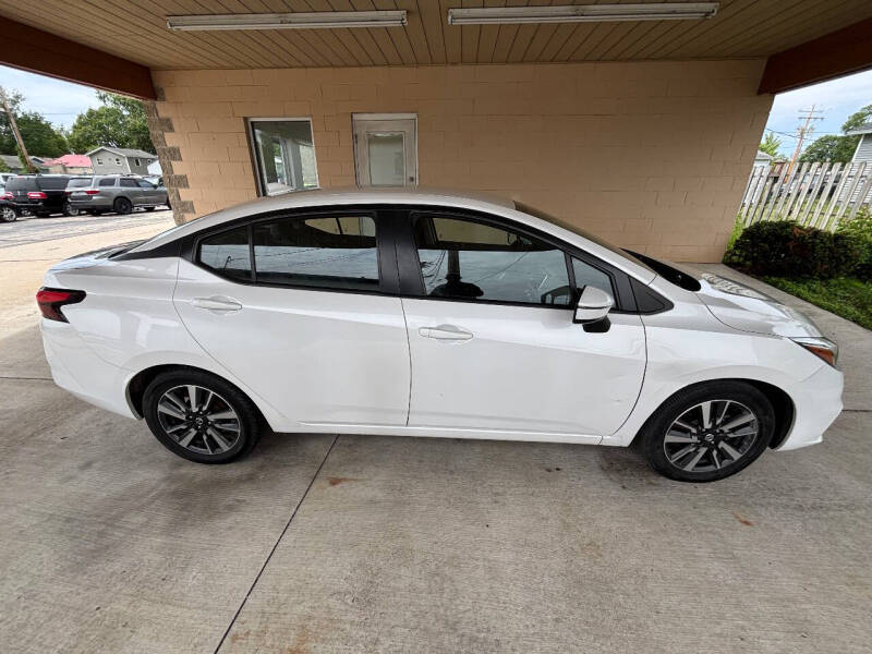 2021 Nissan Versa SV