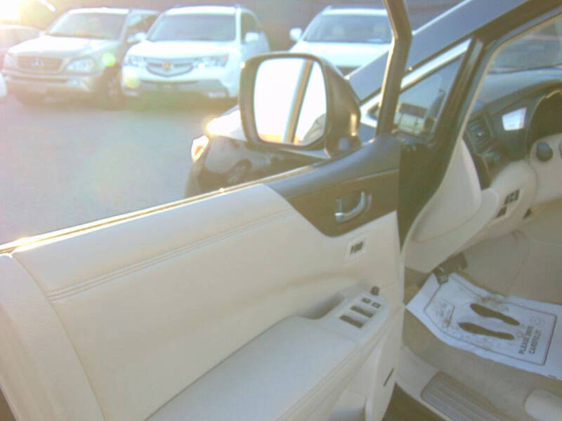 2012 Nissan Quest 3.5 LE