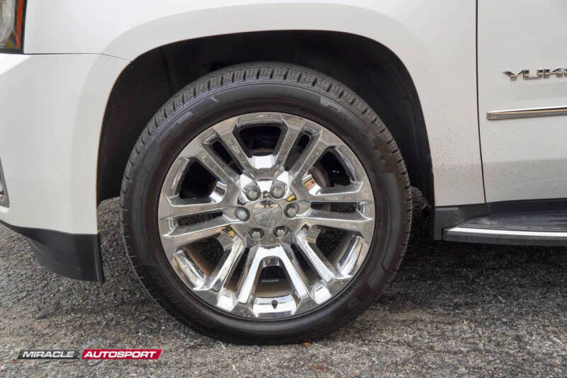 2017 GMC Yukon XL SLT