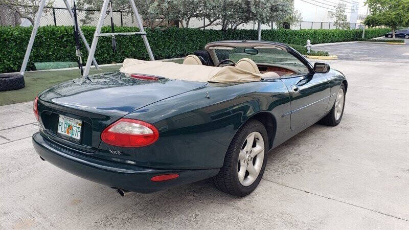 2000 Jaguar XK-Series 3