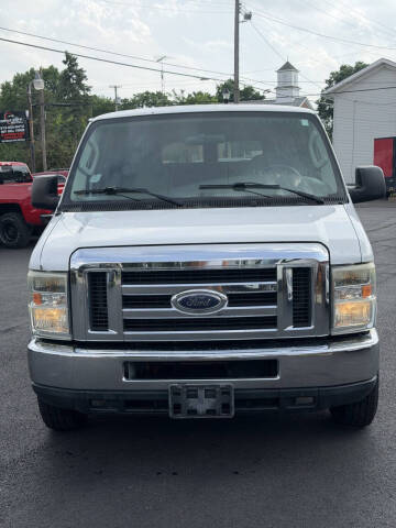 2008 Ford E-Series E-350 SD XLT
