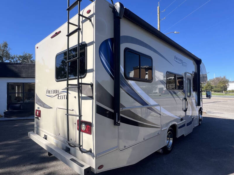 2019 Thor Motor Coach Freedom Elite