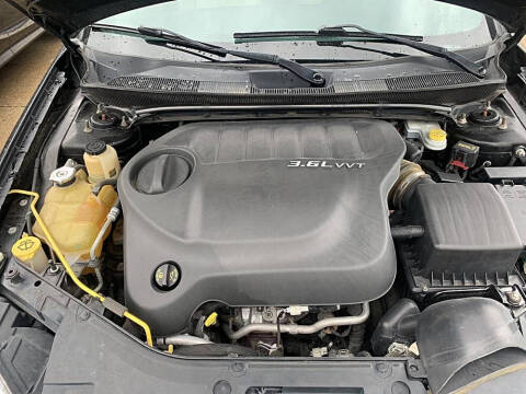 2011 Chrysler 200 Limited