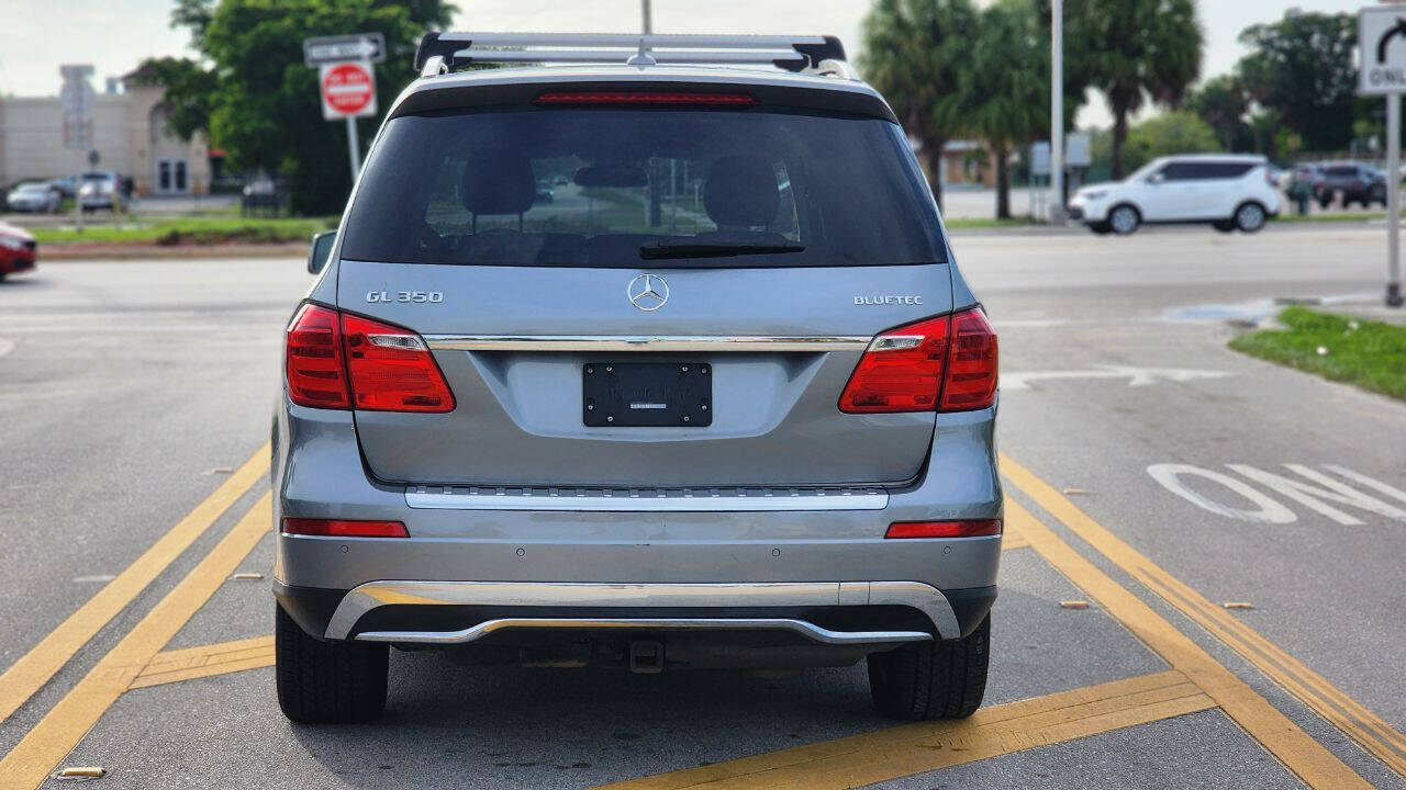 2016 MERCEDES-BENZ GL-Class SUV / Crossover - $17,990