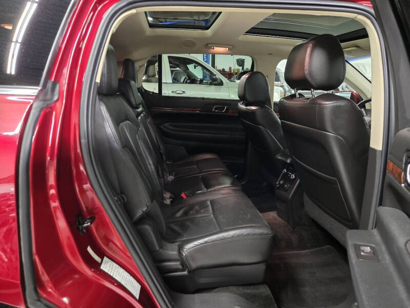 2014 Lincoln MKT