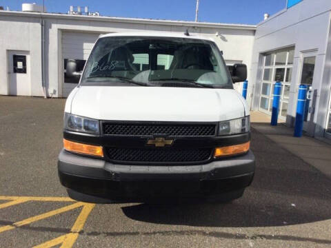 2025 Chevrolet Express 3500