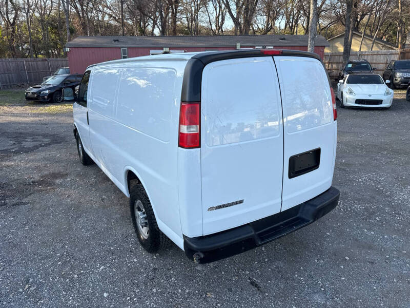 2017 Chevrolet Express 2500