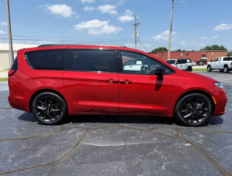 2025 Chrysler Pacifica Limited
