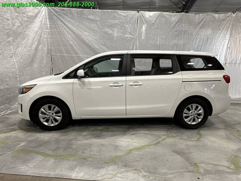 2018 Kia Sedona L