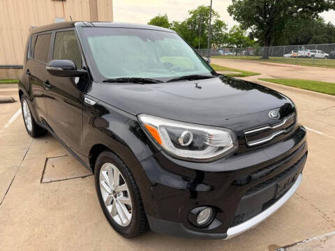 2018 Kia Soul +