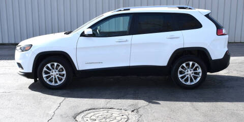 2021 Jeep Cherokee for sale at Lansing Auto Mart in Lansing KS