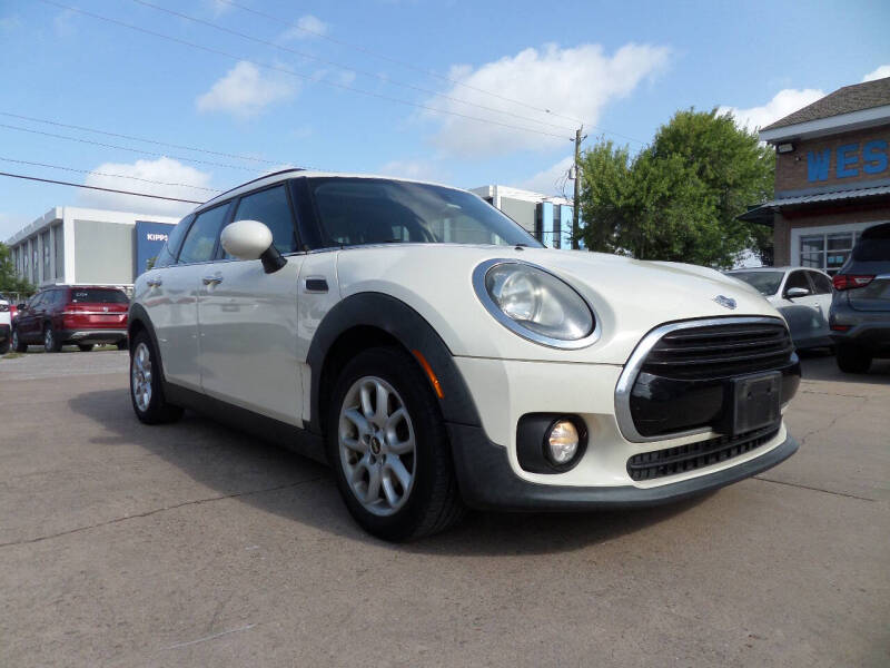2017 MINI Clubman Cooper