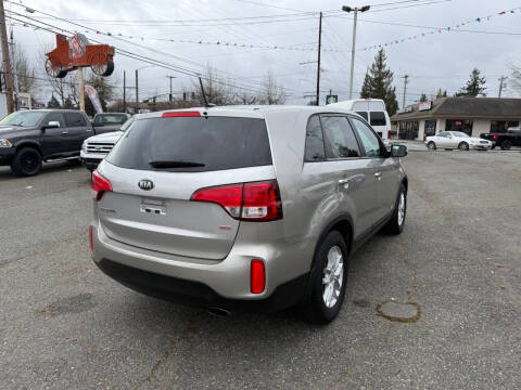 2014 Kia Sorento LX