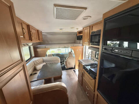 2014 Itasca Spirit 22’