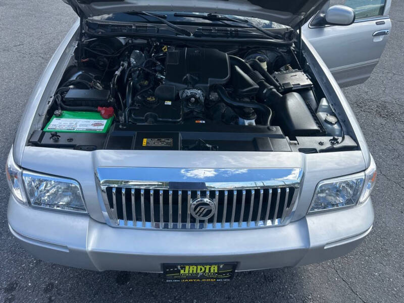 2011 Mercury Grand Marquis LS