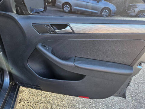 2016 Volkswagen Jetta