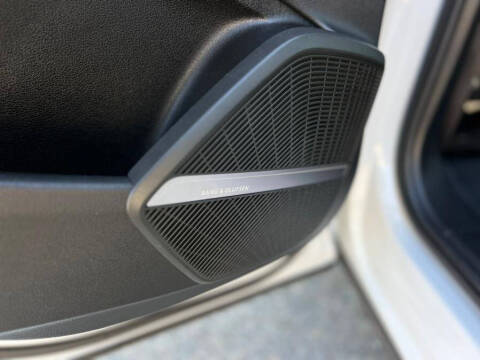 2023 Audi SQ5 3.0T quattro Premium Plus