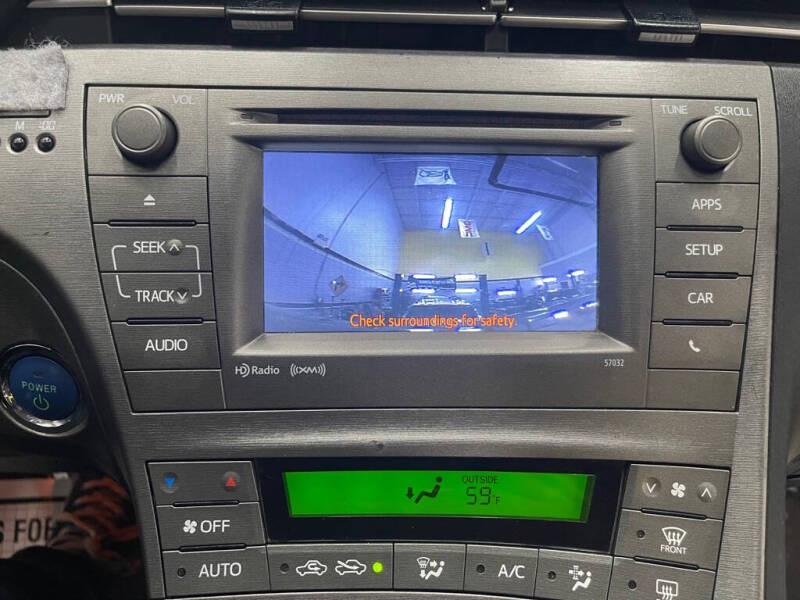 2015 Toyota Prius Three