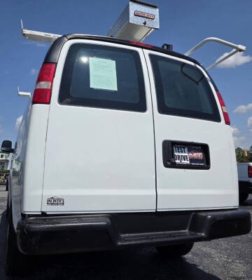 2017 Chevrolet Express 2500