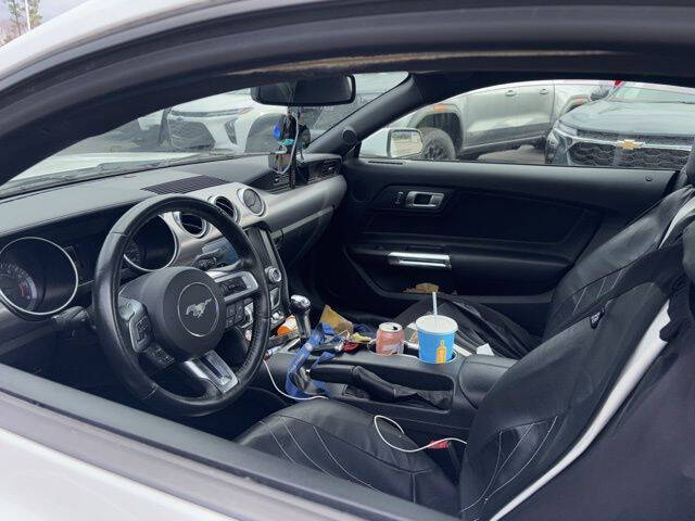 2020 Ford Mustang EcoBoost